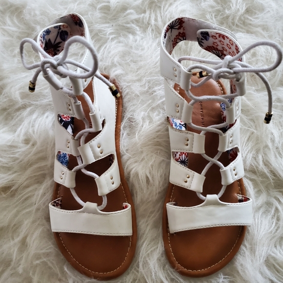 tommy hilfiger gladiator sandals
